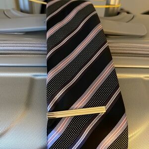 Bill Robinson Tie NWOT